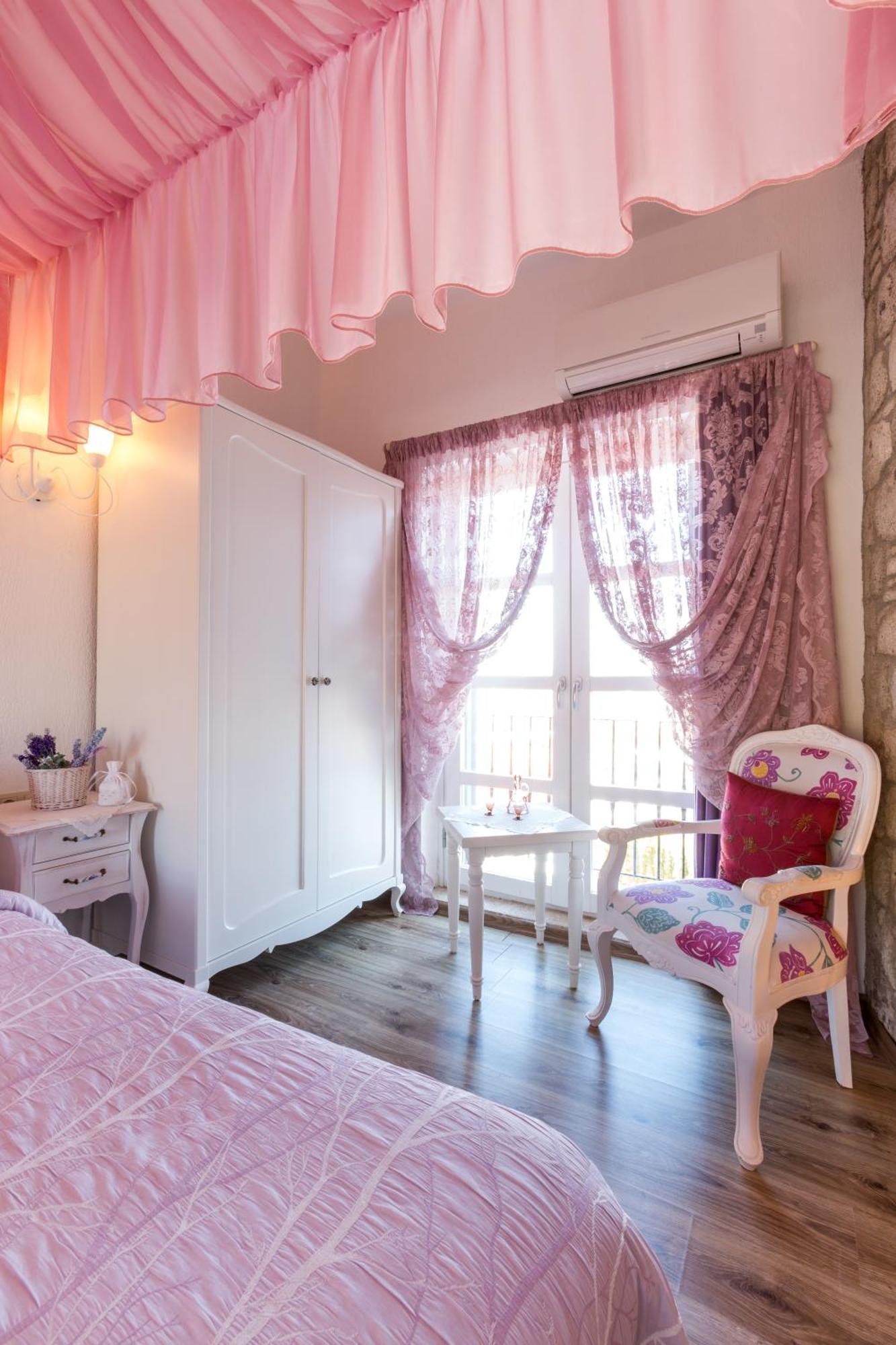 Chigdem Hotel-Special Category Alacati Room photo